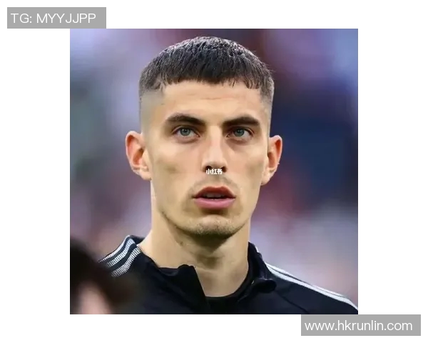 藏族男生的足球梦想与荣耀展现于头像之中